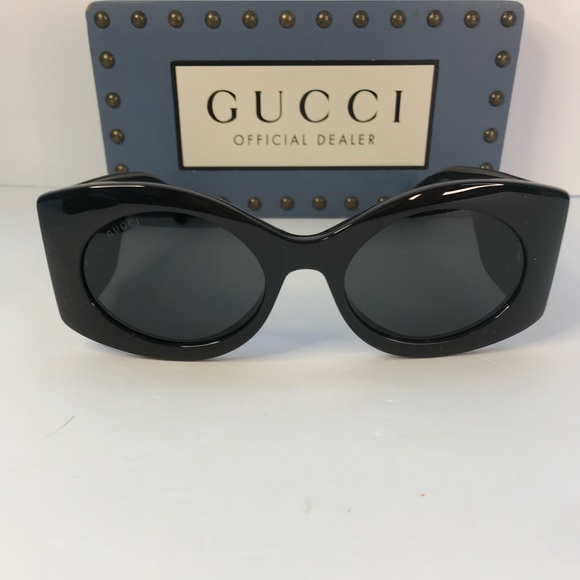 New Authentic GUCCI Black Square Ladies Sunglasses GG0810S 001 - Picture 5 of 13